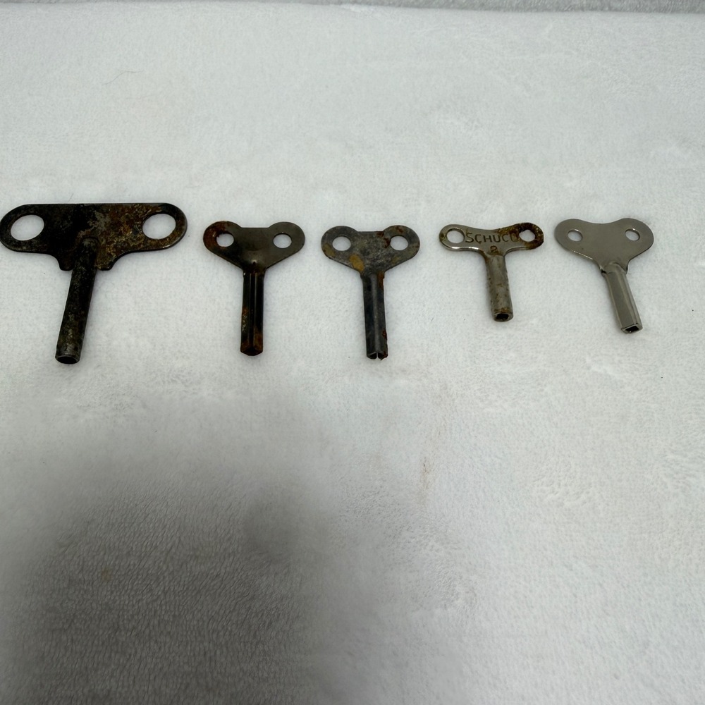 Vintage Schuco No 2 and Mixed Metal Toy Clock Wind Up Keys Lot of 5